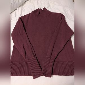 GAP Women's Sweater in Plum